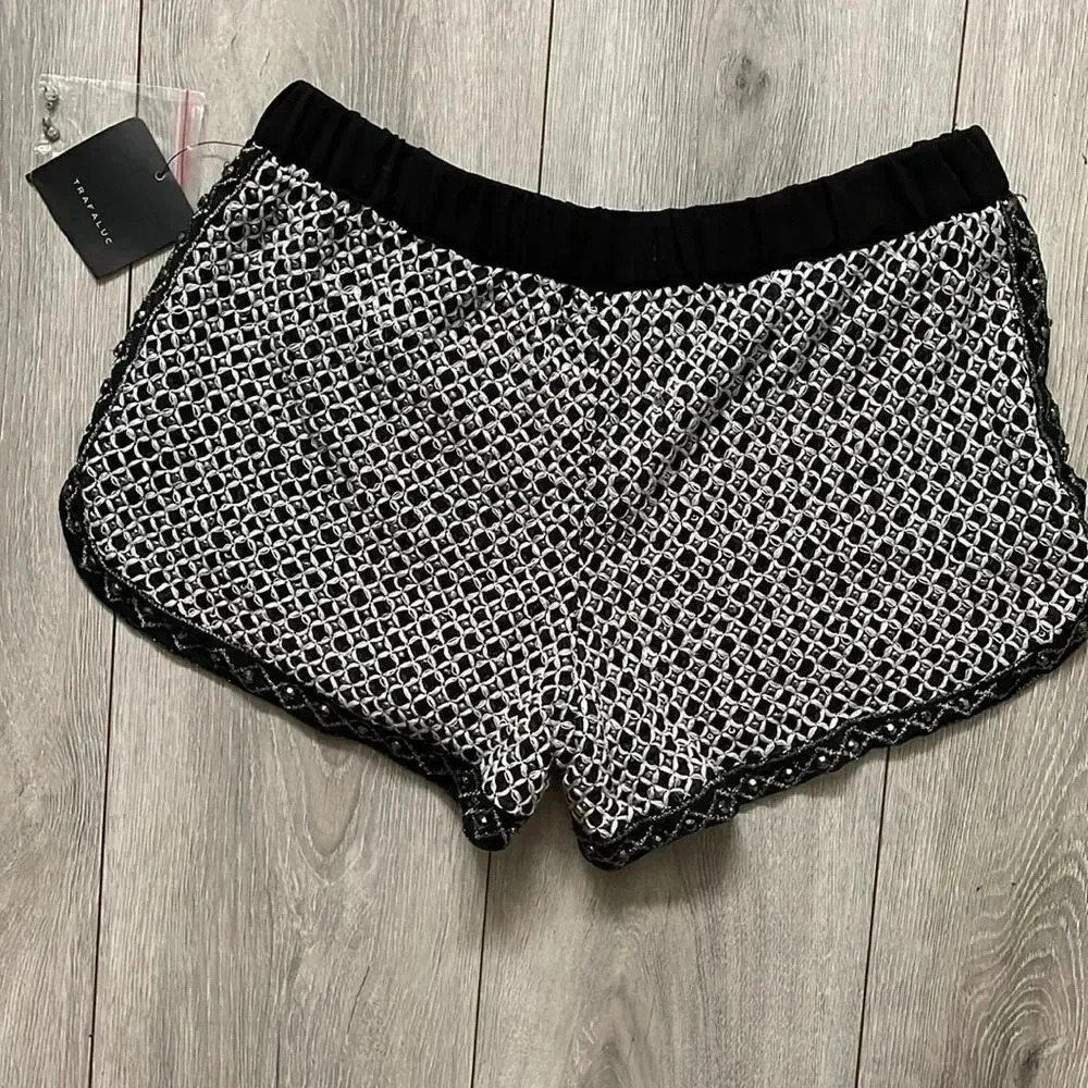 Zara Bead Shorts - Picture 4 of 7